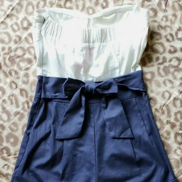 High-Waist Strapless Romper Size Small NWT - Picture 2 of 9